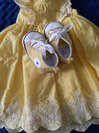 Żółta sukienka  6-8 miesięcy