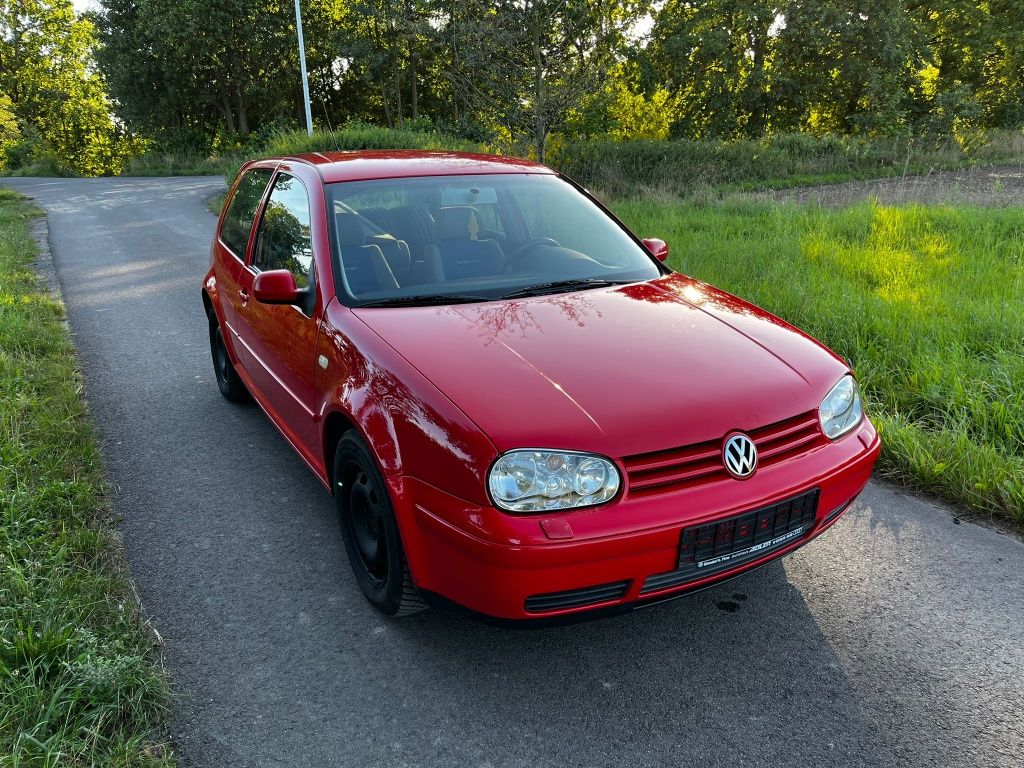 Volkswagen Golf 4 2l.benzyna