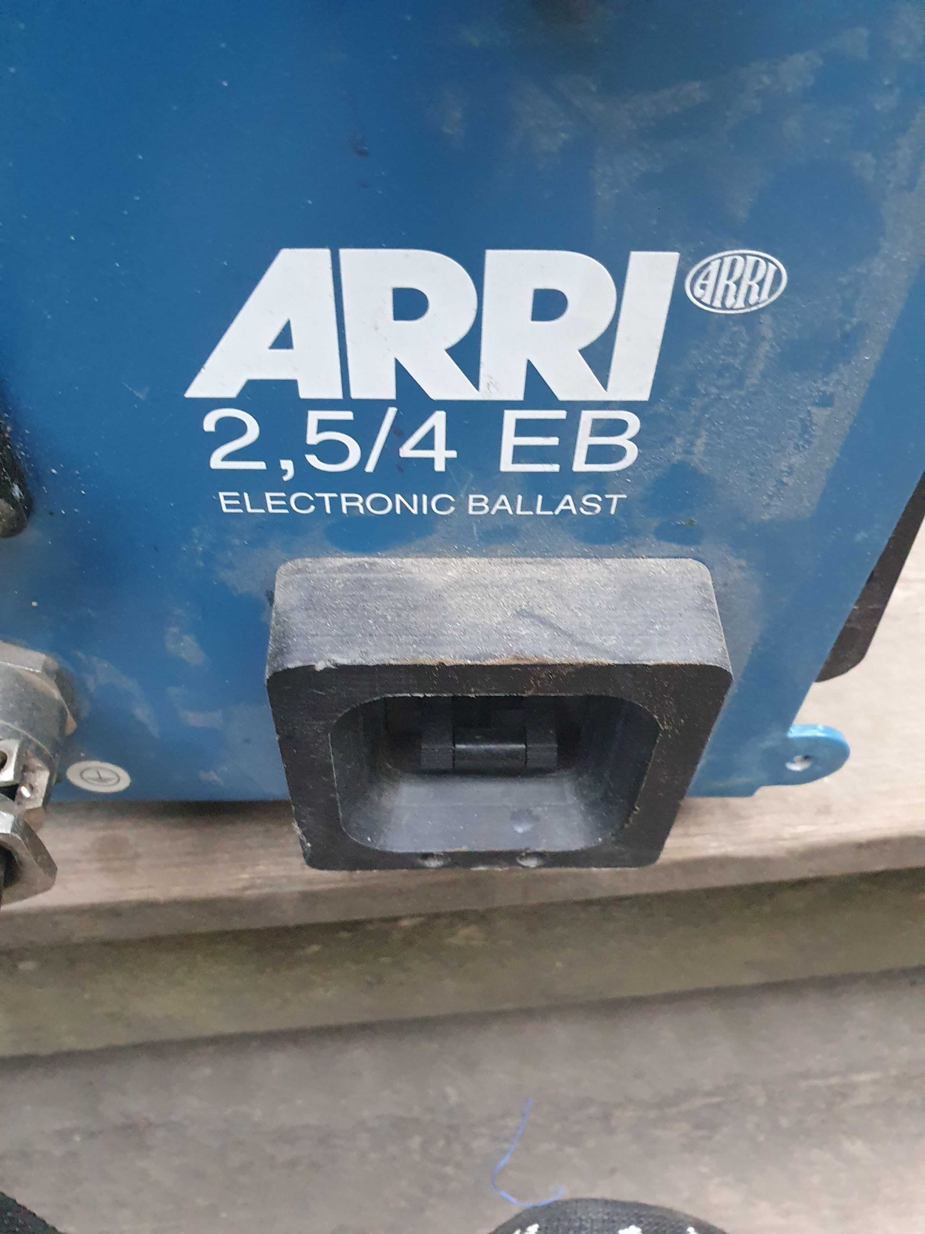 Uszkodzony ARRI EB Max 2,5/4 niesprawny stan nieznany