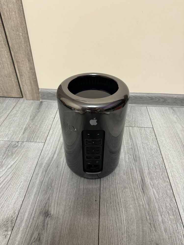 Mac pro 2013 xeon e5 2697v2 64/512gb 2шт amd FirePro 2gb