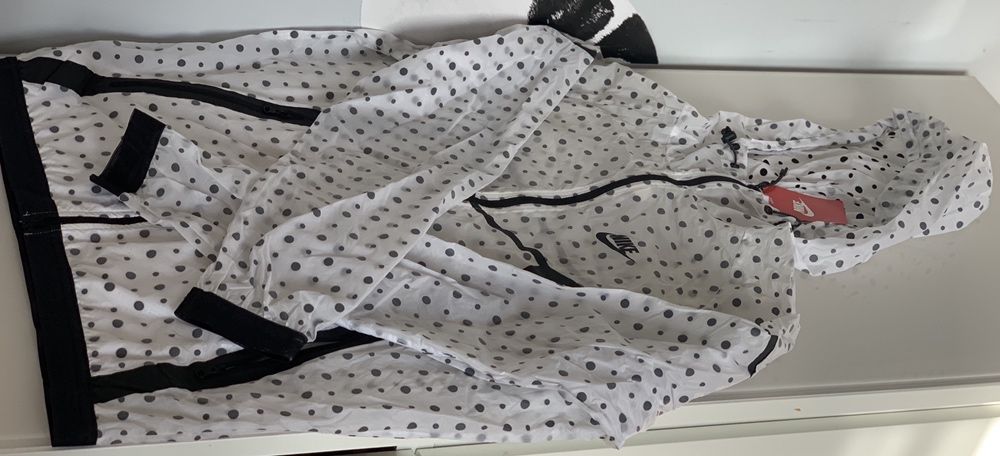 Kurtka męska NIKE Tech Hyperfuse Windrunner White Jacket roz.M W-wa