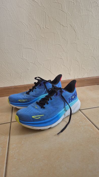 HOKA CLIFTON 9 Super stan