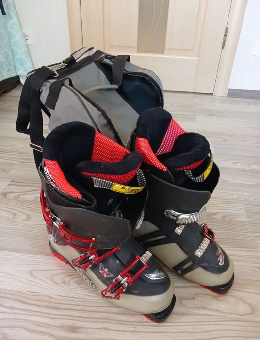 Горные лыжи К2 и Volant б/у в комплекте