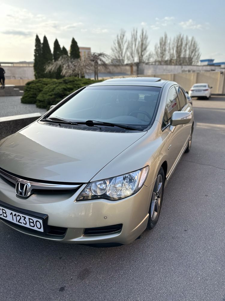 Продам Honda Civic 2008год автомат