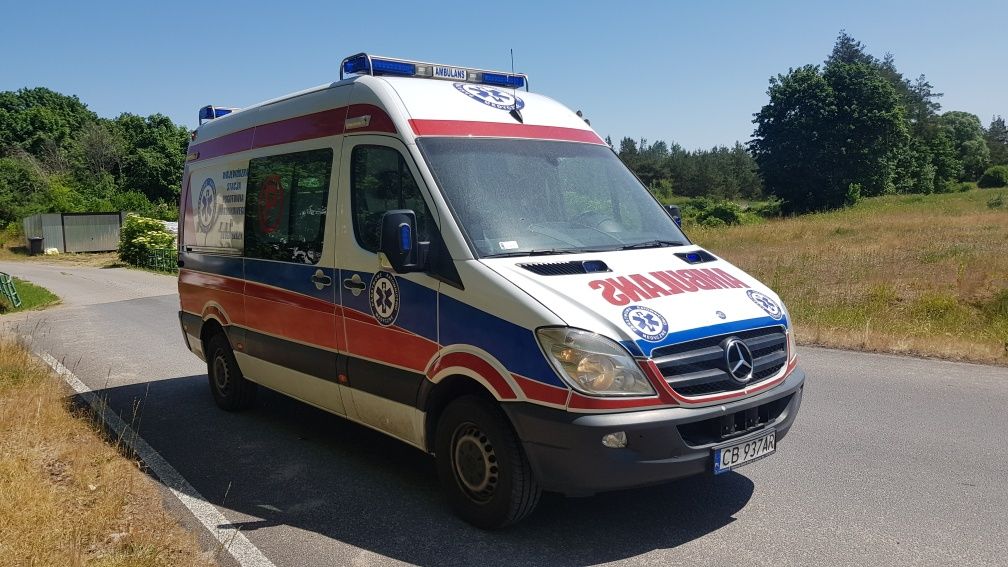 Ambulans karetka Mercedes Sprinter 319 CDI 3.0V6 automat Autoform 2013