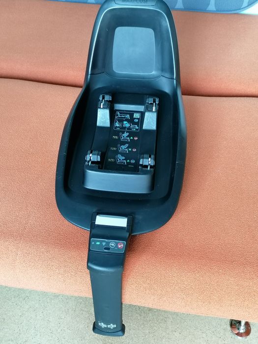 Zestaw fotelików Maxi Cosi 2way Pearl, baza 2wayFix, nosidło 0-13 kg