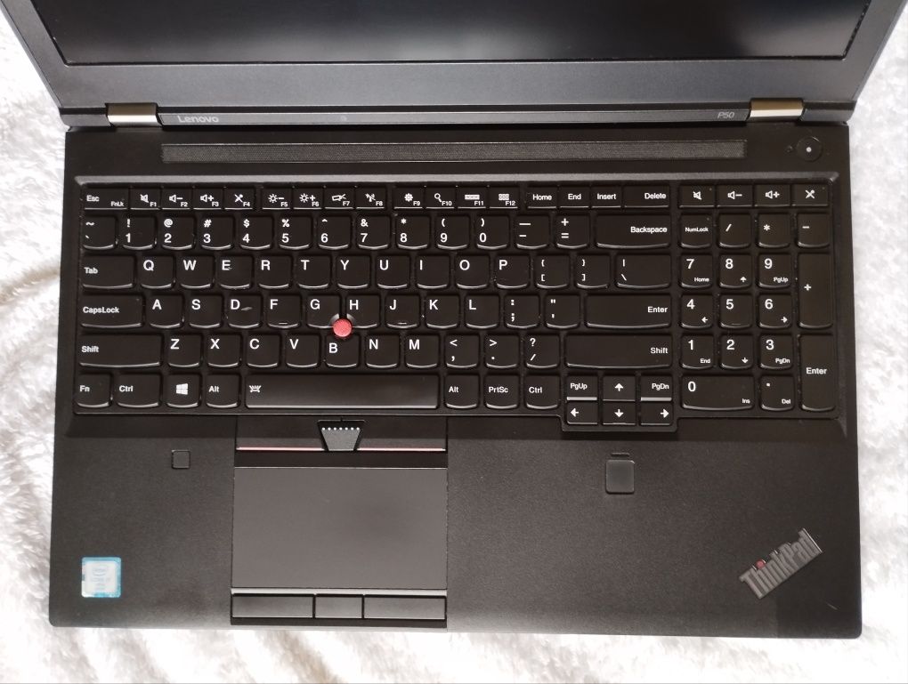 Lenovo ThinkPad P50 FHD i7-6820HQ/16gb DDR4/SSD 256gb/NVidia m1000m