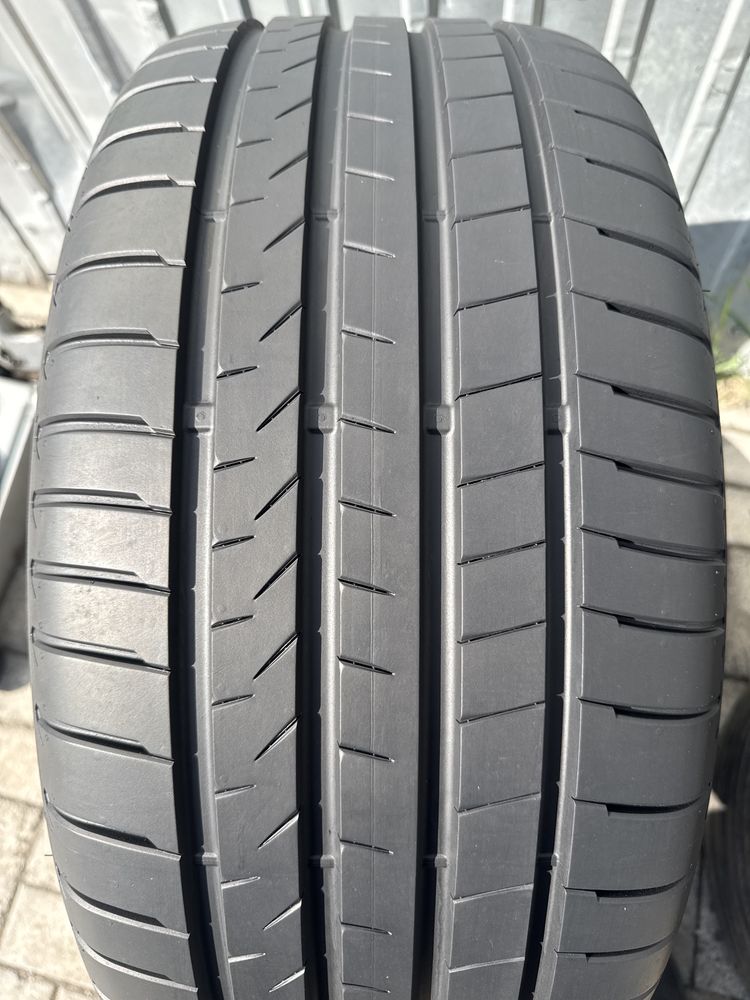 Шина б.у 1 шт 285 45 R20 Bridgestone Alenza 001 108W 1 шт