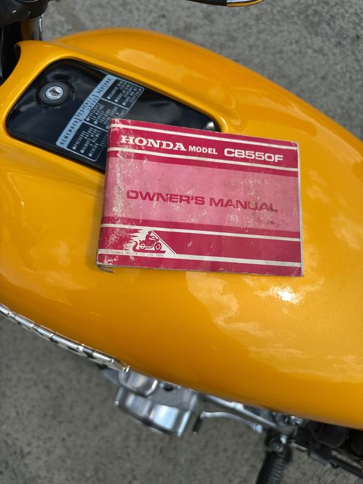 Honda CB550F Super Sport