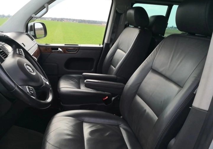 Volkswagen Multivan 2011