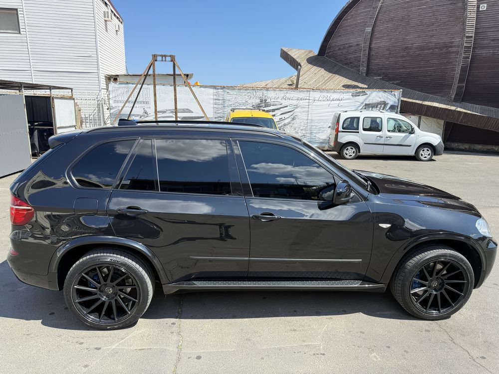 Продам BMW X-5 2012 рік