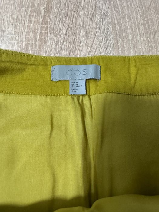 Cos спідниці 44 р