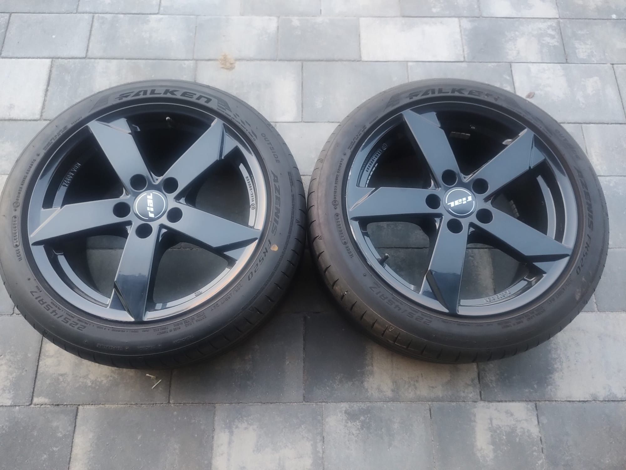 Alufelgi z oponami 5x112R17