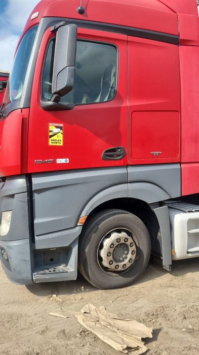 Mercedes Actros 1845 Low Deck serwis