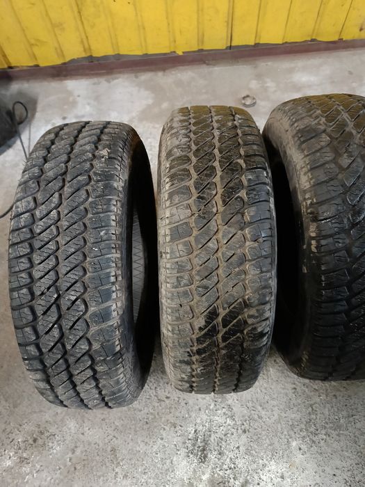 Komplet opon całorocznych Dębica Nawigator 175/70R13 2022