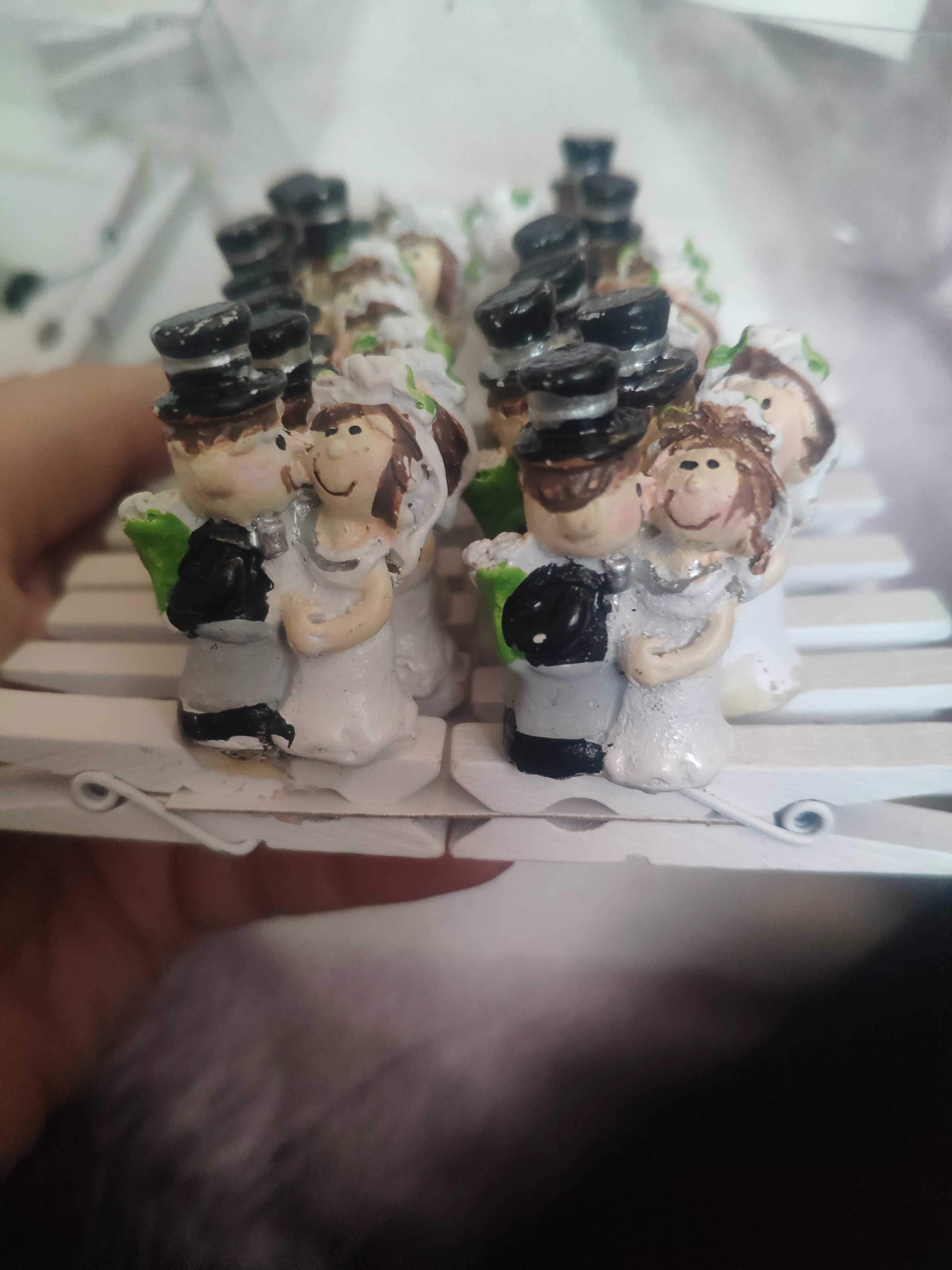 Ślub spinacze z młodą parą klamerki ozdobne