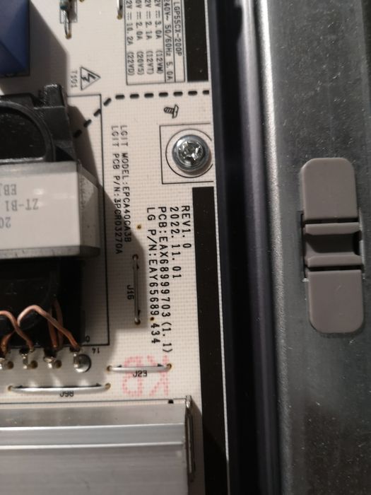 Części z rozbitego OLED55B39LA