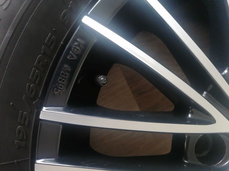 Kola felgi aluminiowe VW Audi Seat Skoda 5x112 R15