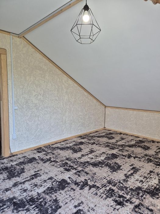 Автономний будинок для великої сім'ї в тихому місці++бізнес