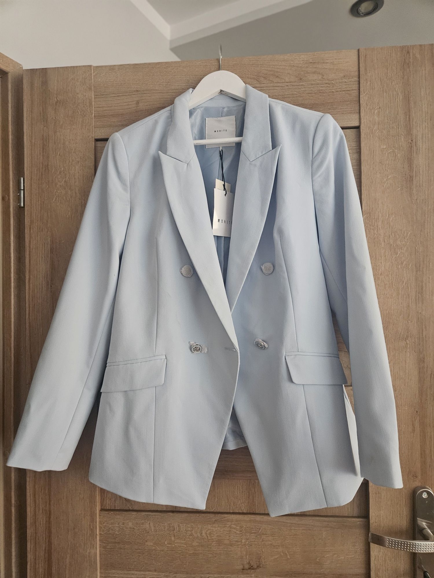 Piękna marynarka baby blue 40