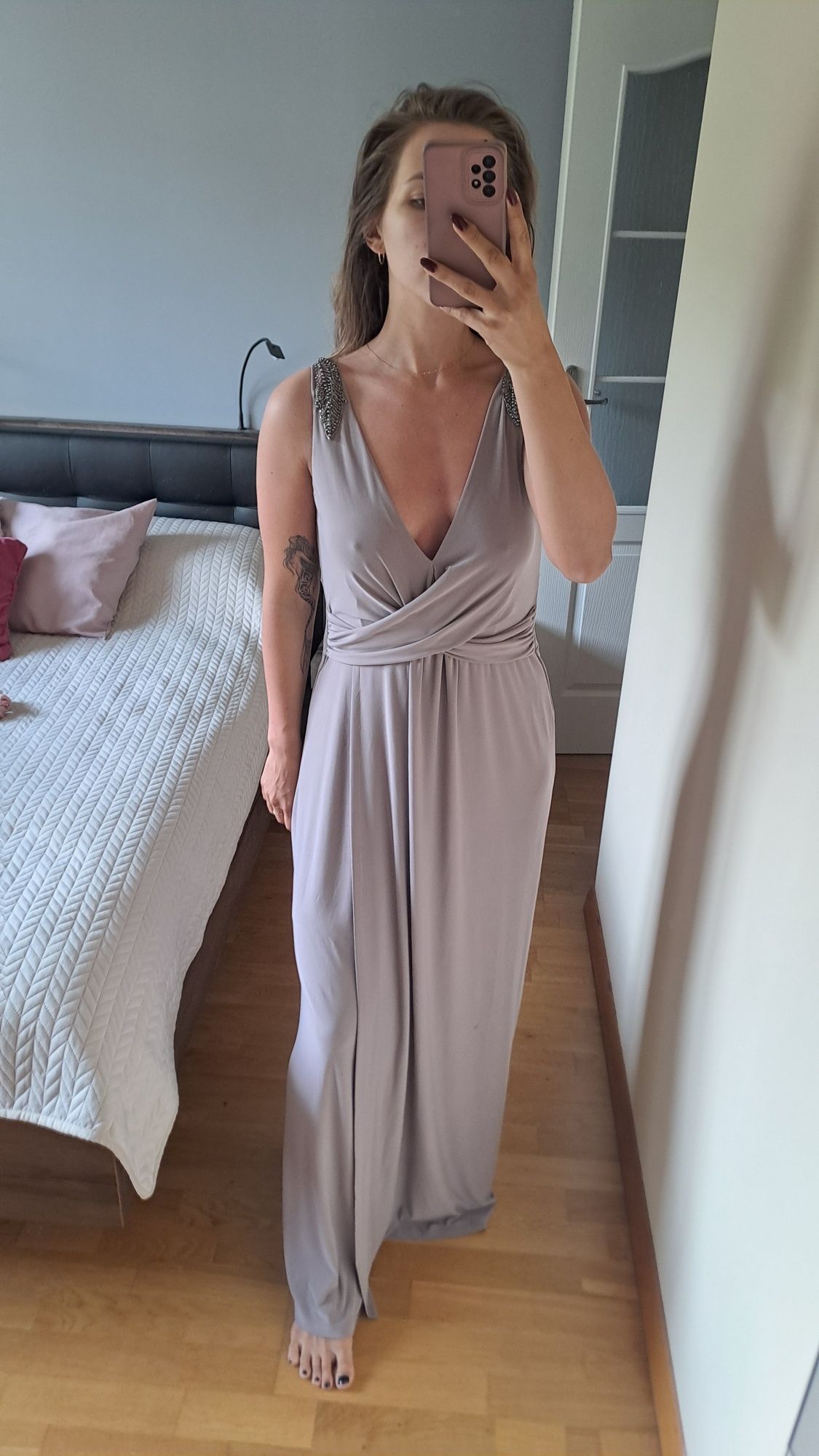 Sukienka maxi lawendowa wesele sylwester srebrna dekolt Asos 40