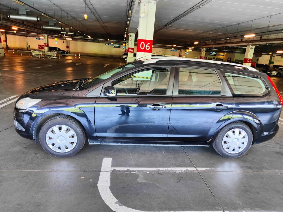 Ford Focus kombi 1.6 benzyna + gaz stag4+ (doinwestowany), nowe opony.
