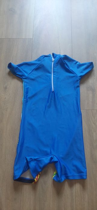 Baby shark kostium kombinezon kąpielowy 92, 18-24 miesiące