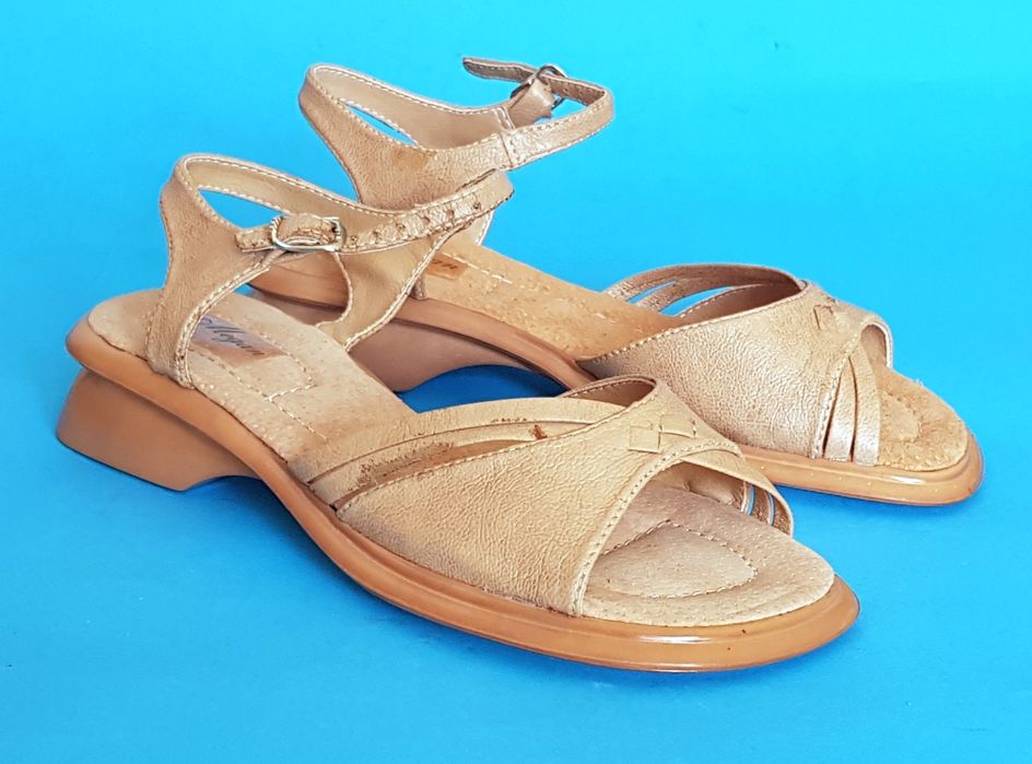 Obuwie damskie, młodzieżowe sandały