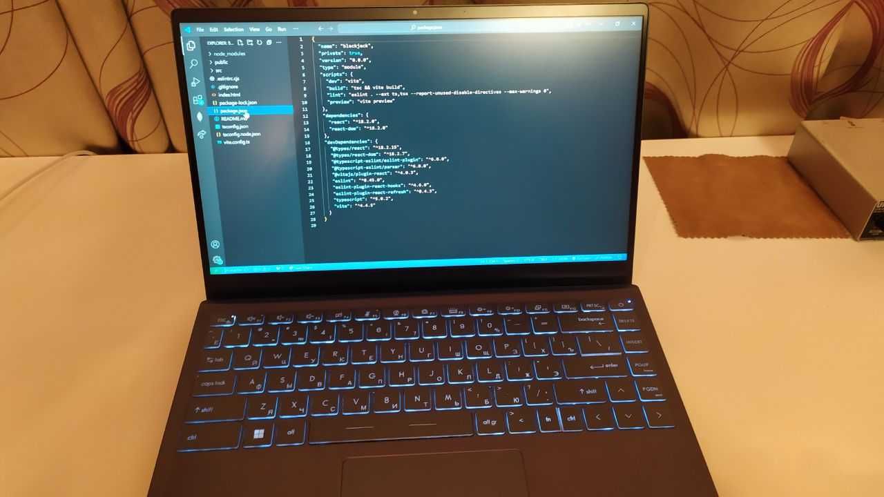 Ноутбук MSI Modern 14 B11MOU-874XUA Intel Core i3-1115G SSD 256 ГБ 8GB