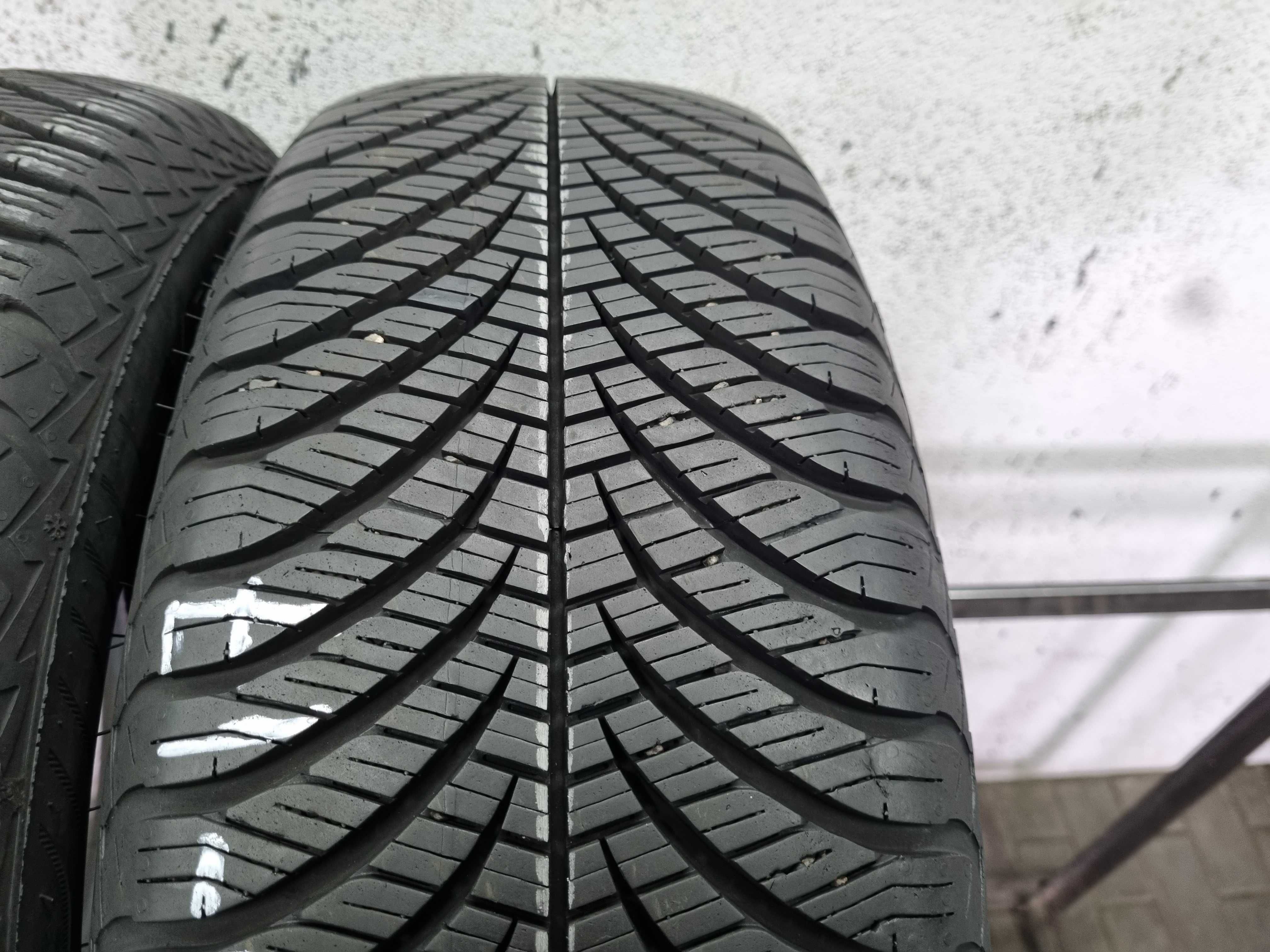 195/65/15 91T Goodyear Vector 4S Gen-2 ROK 2017