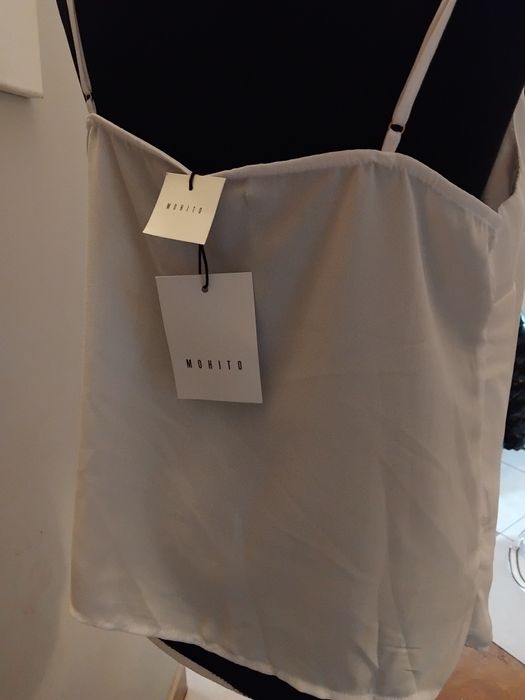 Biala bluzka koszulka top topik L 40 na ramiączkach