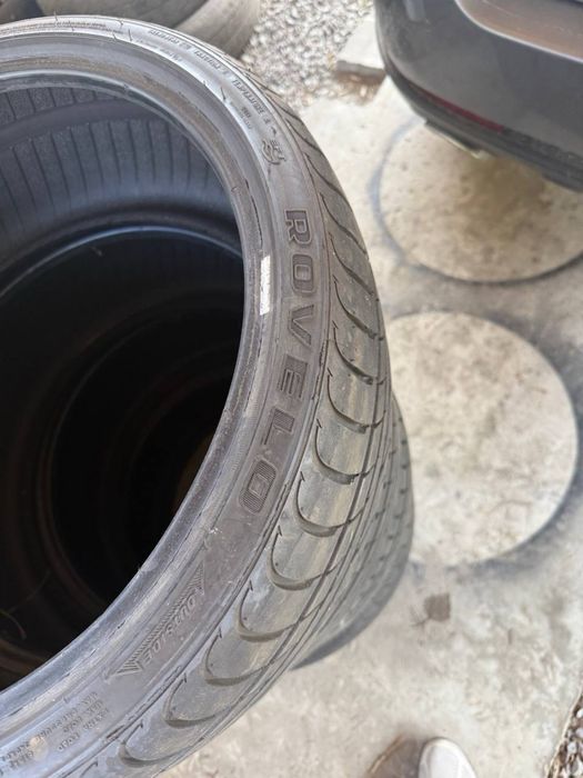 Комплект резини 235/35/19