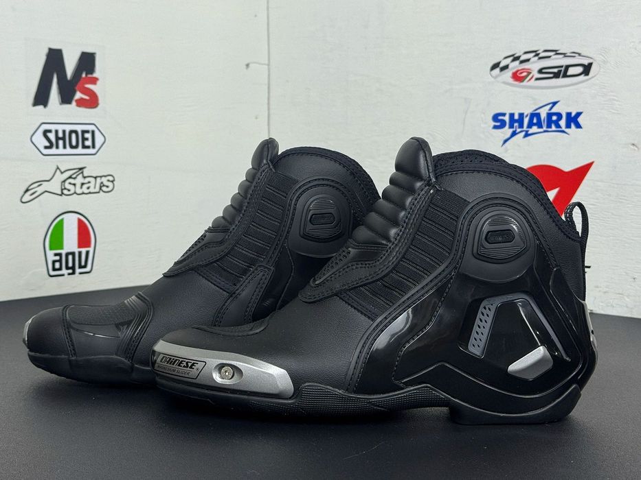 Мотоботи Dainese, Alpinestars Dyno D1