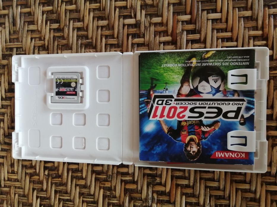 Jogo Nintendo 3DS PES 2011, Pro Evolution Soccer 3D