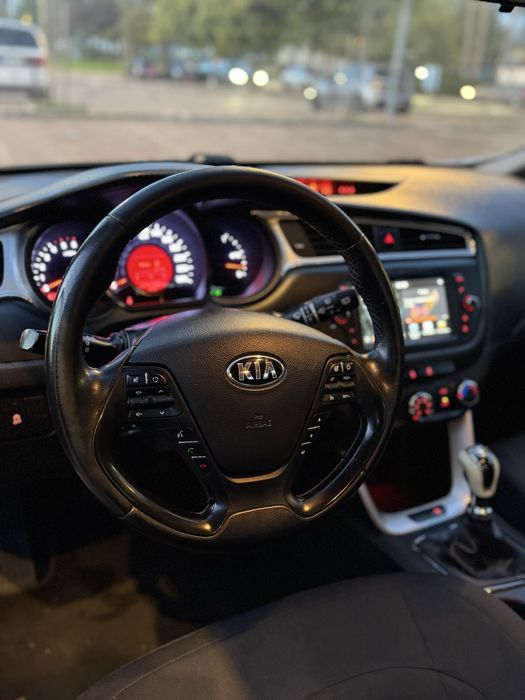 Kia Ceed 1.6 diesel ano 2018