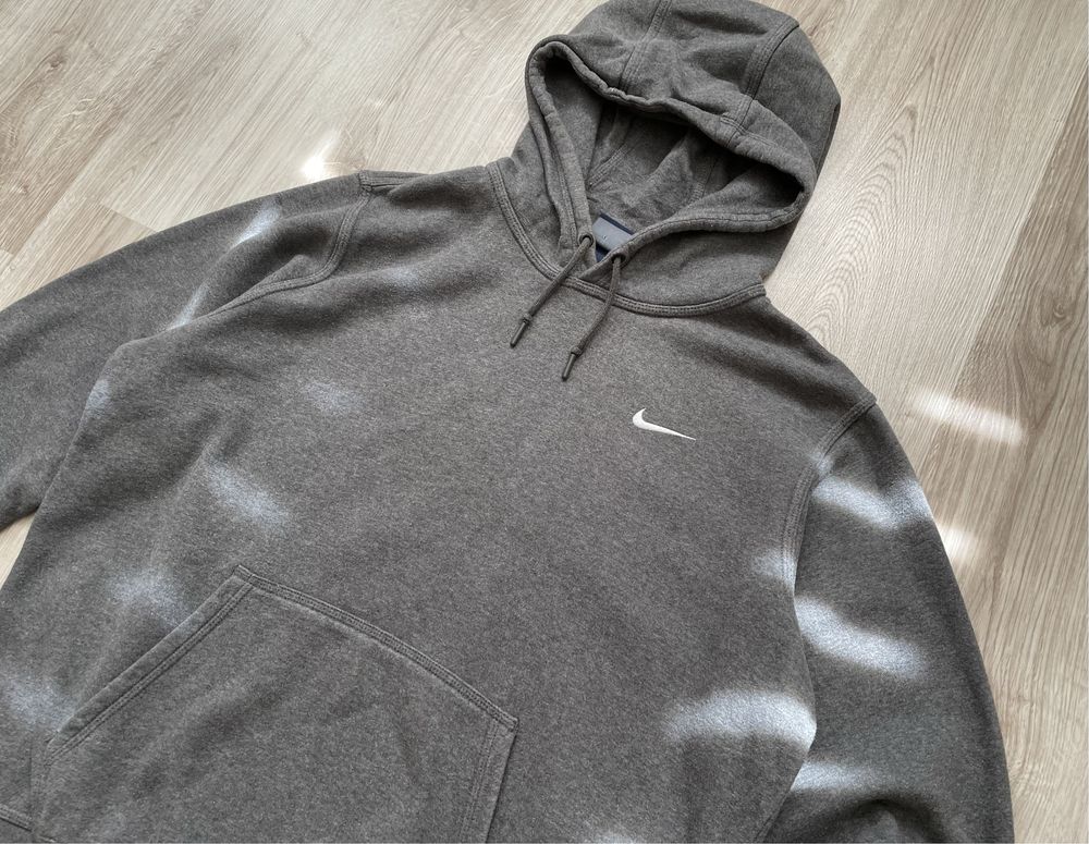 Сірий худі Nike
