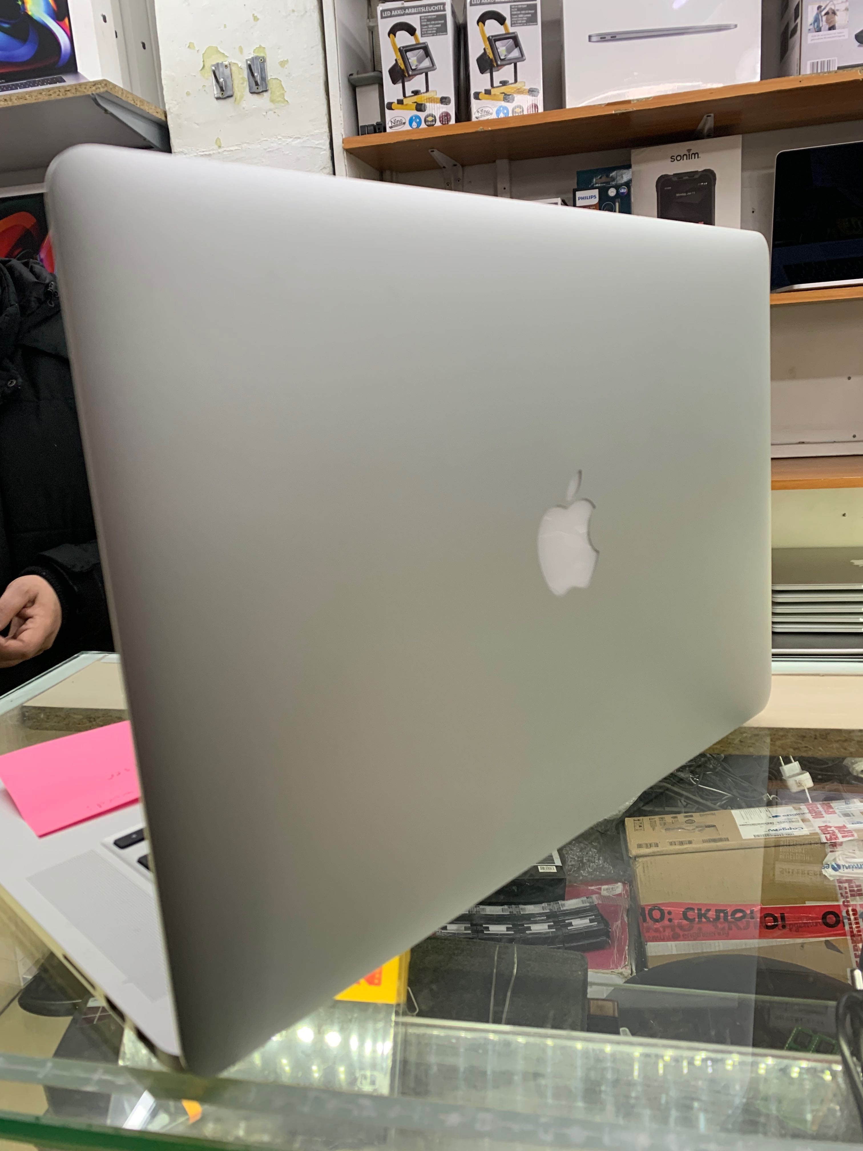 MacBook Pro 15 (2015)