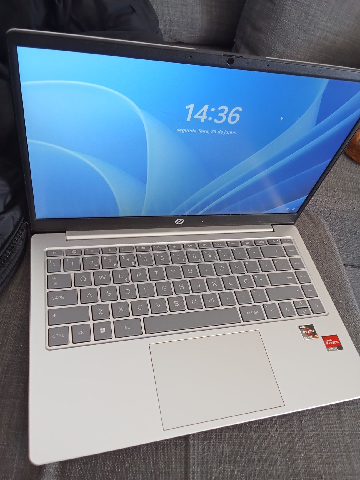 Portátil HP novissimo