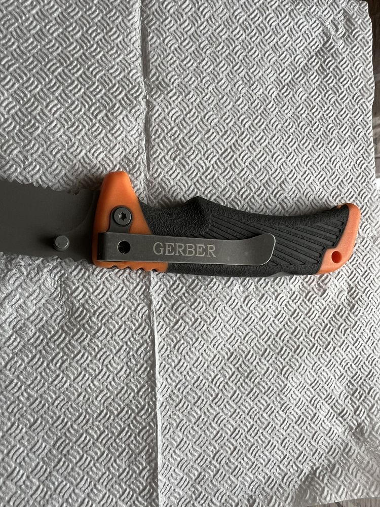 Ніж Gerber Bear Grylls Folding Sheath Knife