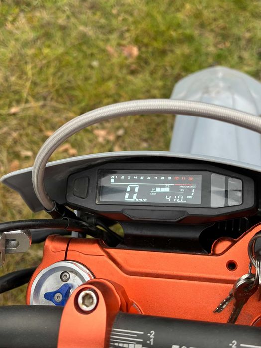 Продам кові адванс 250