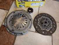 Zestaw sprzęgła Sprzegło Zestaw sprzęgła z łożyskiem wyciskowym AUDI A1, A2, A3, TT; SEAT CORDOBA, CORDOBA VARIO, IBIZA II, IBIZA III, IBIZA IV, IBIZA IV SC, IBIZA IV ST, LEON, TOLEDO I, TOLEDO II 1.4D-1.9D 07.95-