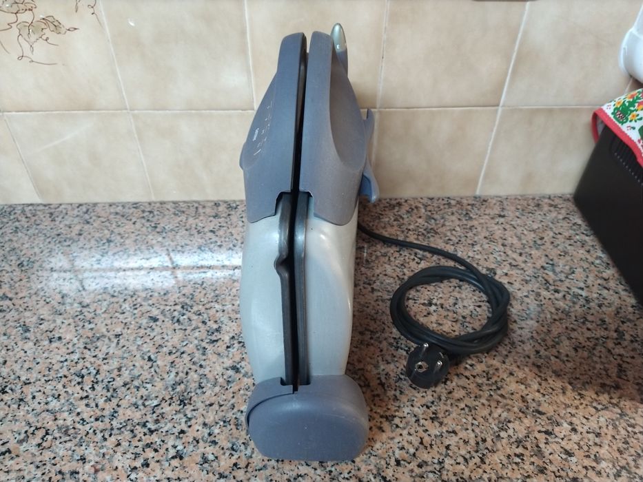 Grelhador tostadeira torradeira casa quarto apartamento vivenda.