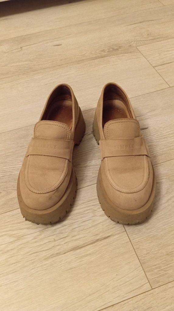 Mokasyny buty na platformie skórzane r. 37 Simple