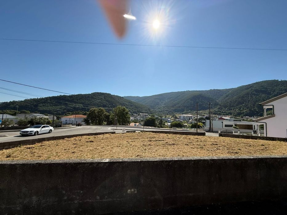 Terreno Urbano à Venda em Góis – Localização Privilegiada