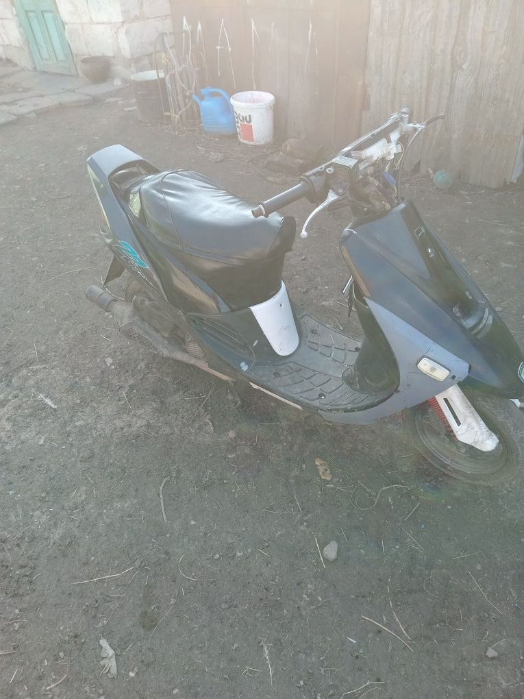 Продам suzuki sepia zz,і є навігатор без мотора