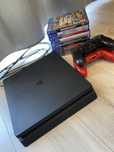 Ps4 slim 2 pady + 8 gier