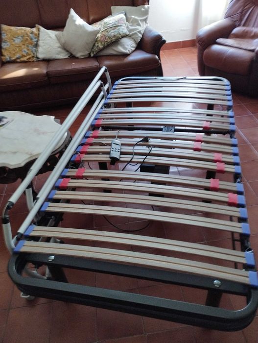 Cama articulada elétrica