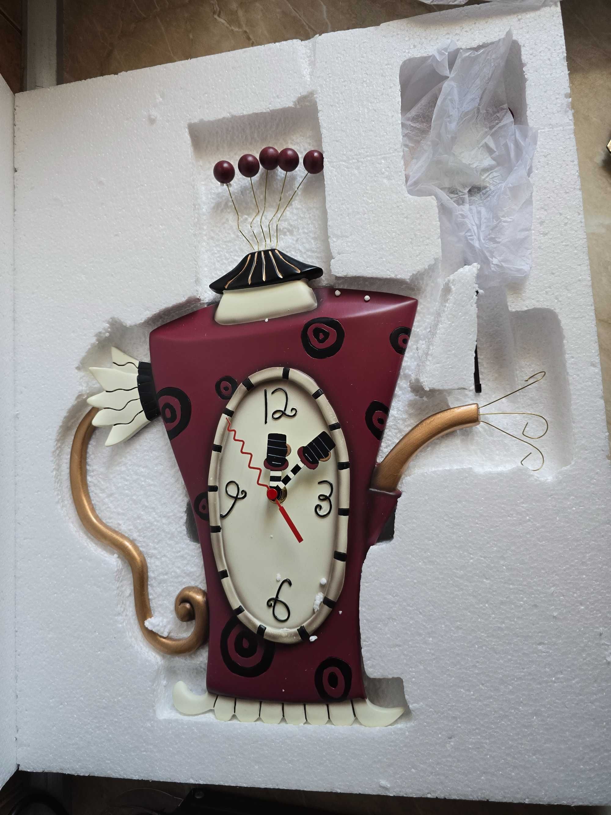Zegar ścienny z wahadłem Enesco C652

Allen Designs