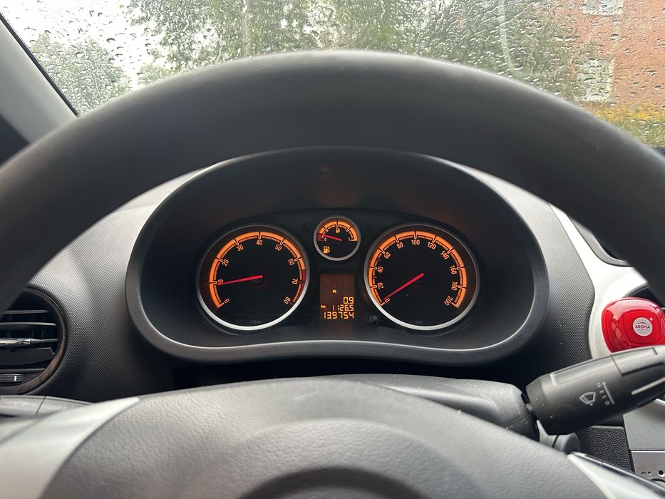 Продам Opel Corsa D