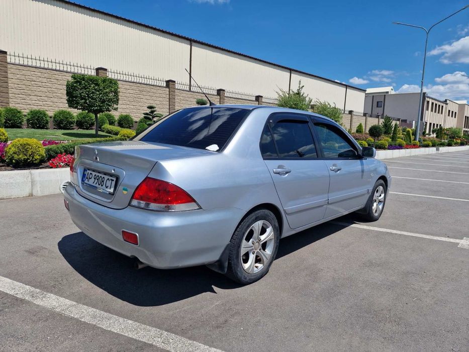 Mitsubishi Lancer 9 бензин 1.6